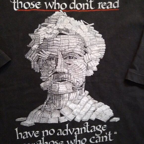 Vintage Mark Twain Literacy Books Reading Quote T-Shirt - Picture 1 of 8